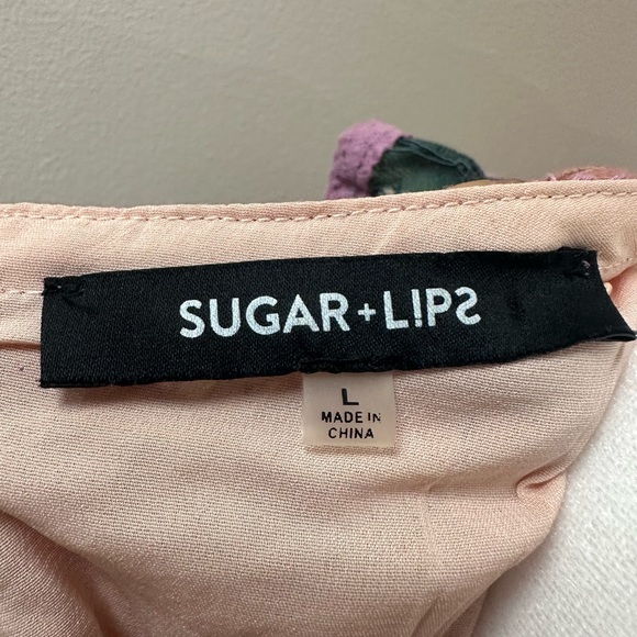 Sugar & Lips Ruffles Blouse - Picture 4 of 4